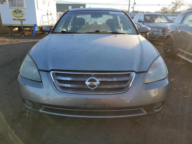 2004 Nissan Altima Base