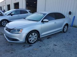 Salvage cars for sale from Copart Jacksonville, FL: 2013 Volkswagen Jetta SE