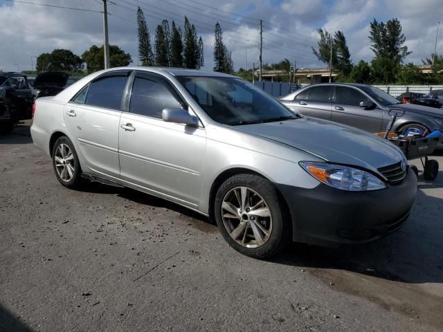 2004 Toyota Camry LE