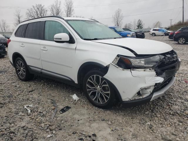 2016 Mitsubishi Outlander SE