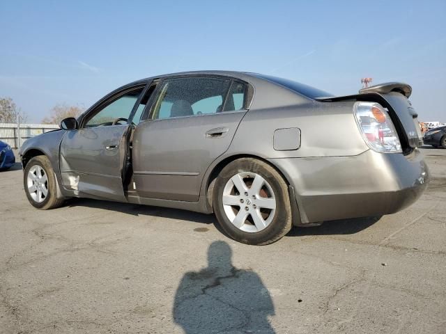 2004 Nissan Altima Base