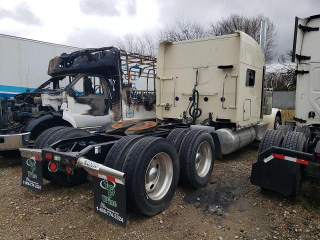 2019 Peterbilt 389