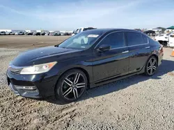 Carros salvage sin ofertas aún a la venta en subasta: 2016 Honda Accord Sport