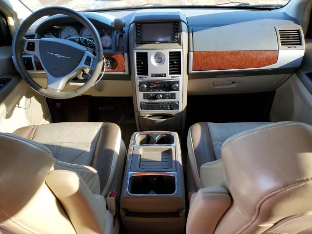 2008 Chrysler Town & Country Limited