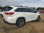 2017 Toyota Highlander SE