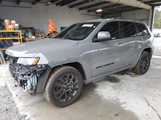 2020 Jeep Grand Cherokee Laredo