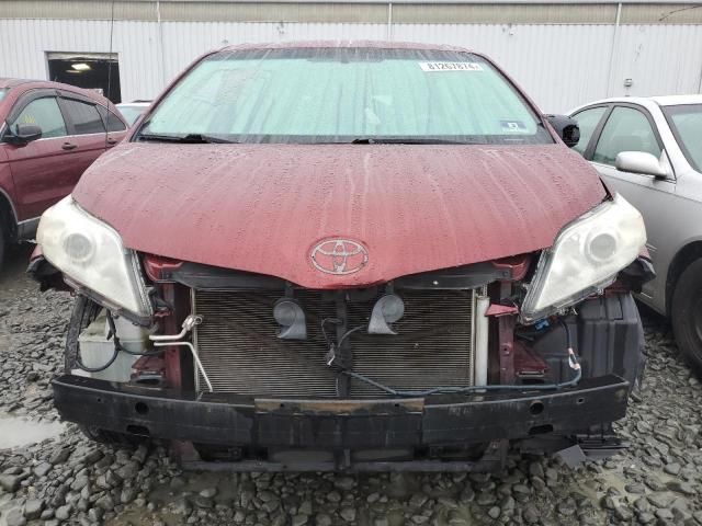 2013 Toyota Sienna