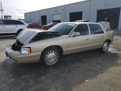 Carros salvage sin ofertas aún a la venta en subasta: 1998 Cadillac Deville