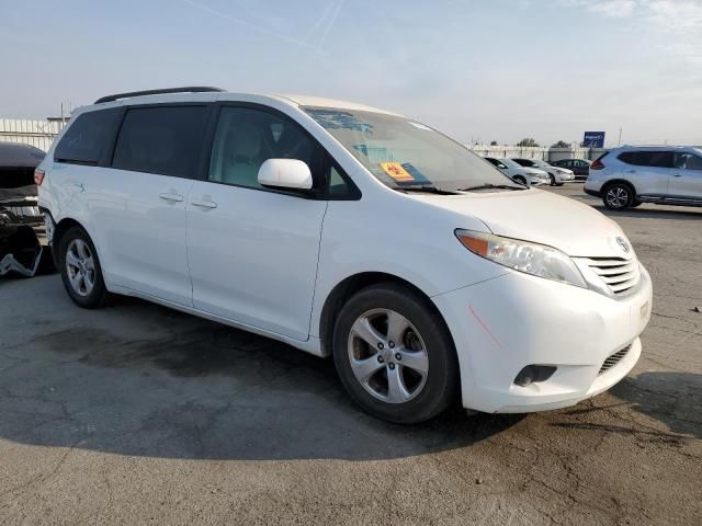 2015 Toyota Sienna LE