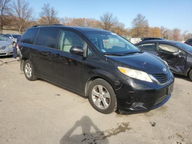 2012 Toyota Sienna LE