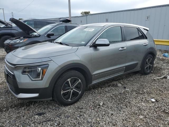 2023 KIA Niro LX