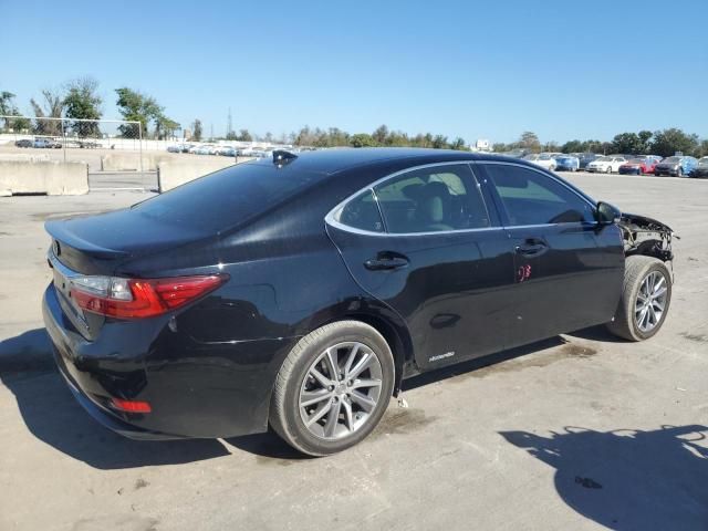 2017 Lexus ES 300H