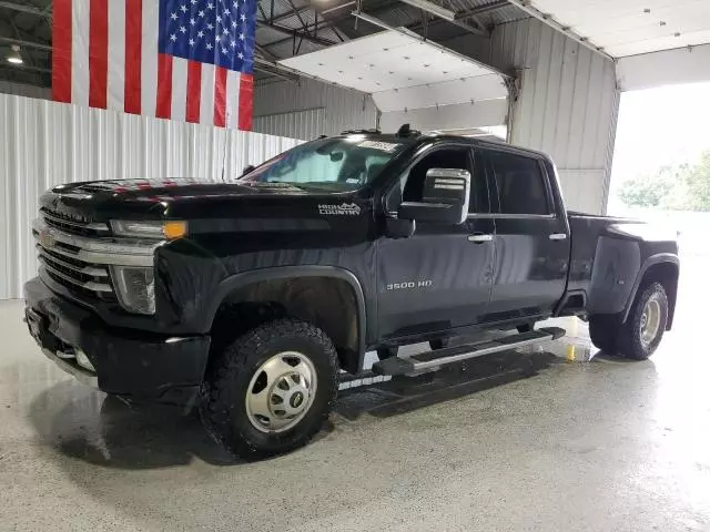 2022 Chevrolet Silverado K3500 High Country