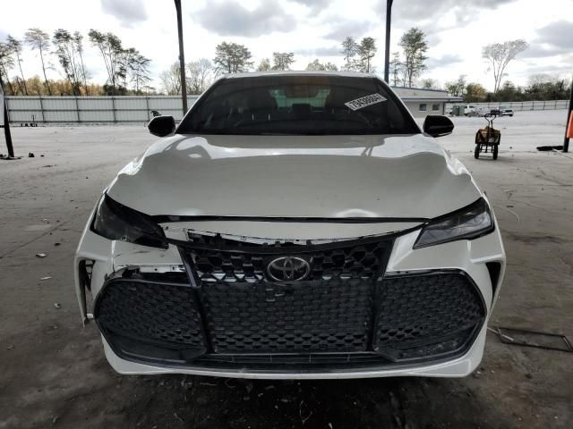 2019 Toyota Avalon XLE