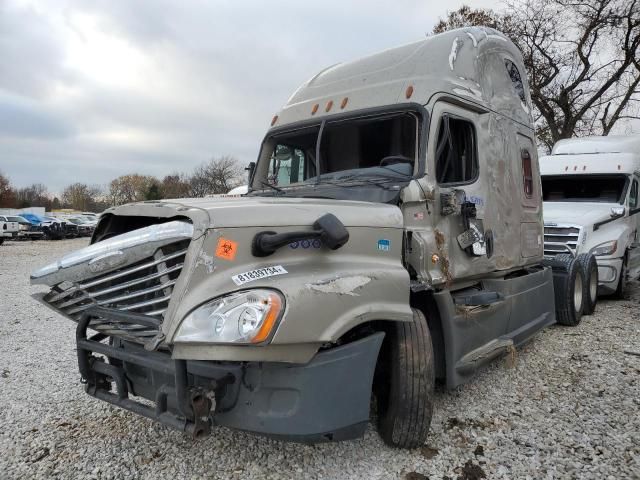 2018 Freightliner Cascadia 125