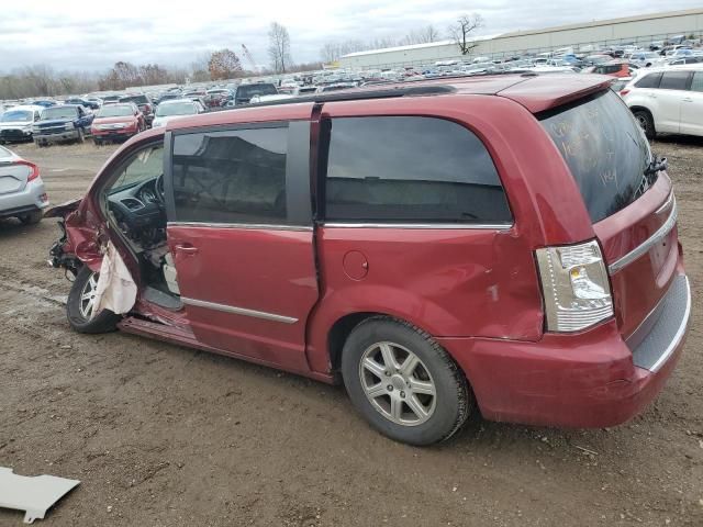 2011 Chrysler Town & Country Touring