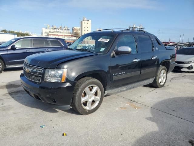 2013 Chevrolet Avalanche LS