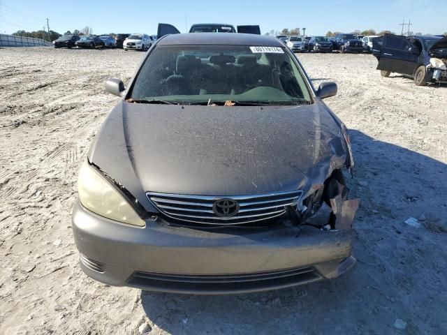 2005 Toyota Camry LE