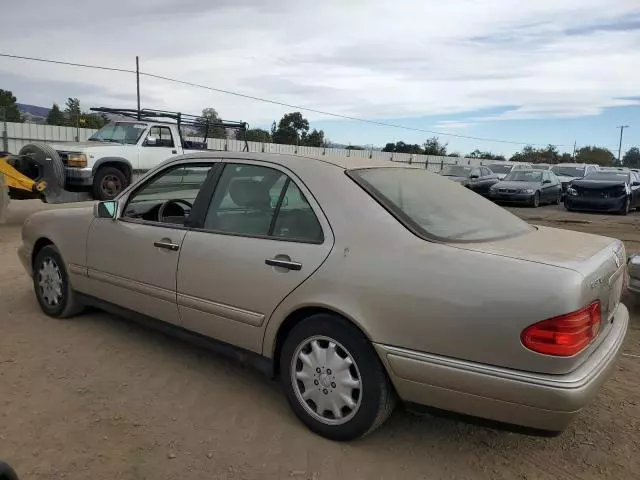 1998 Mercedes-Benz E 320