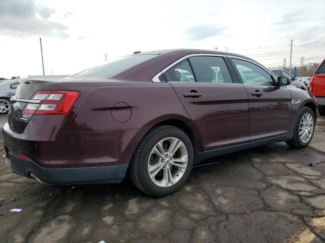 2018 Ford Taurus SEL