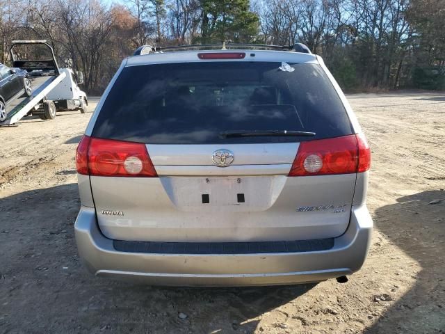 2007 Toyota Sienna LE