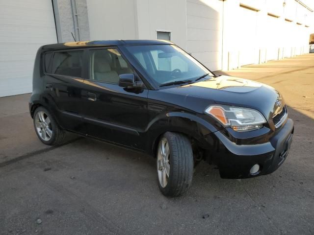 2010 KIA Soul +