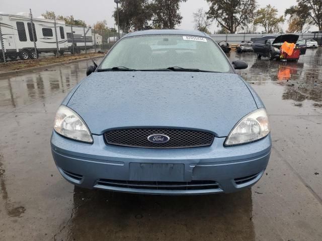 2005 Ford Taurus SE