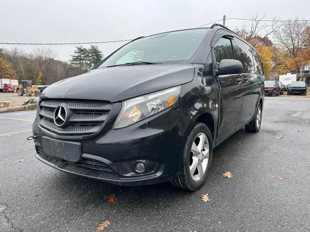 2016 Mercedes-Benz Metris