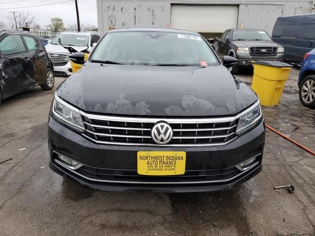 2016 Volkswagen Passat SEL Premium