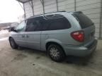 2005 Chrysler Town & Country LX