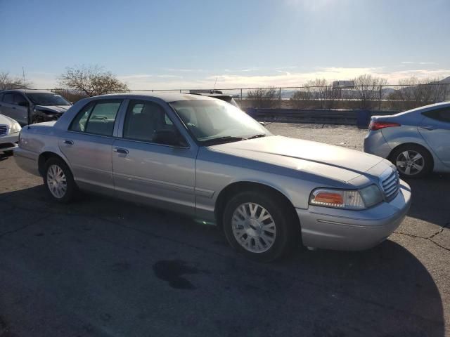 2005 Ford Crown Victoria LX