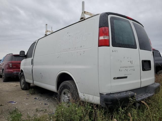 2017 Chevrolet Express G2500