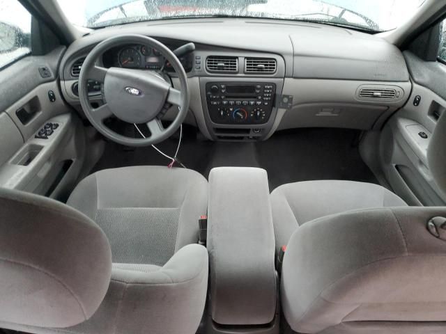 2005 Ford Taurus SE