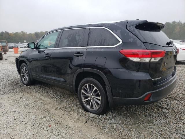 2019 Toyota Highlander SE