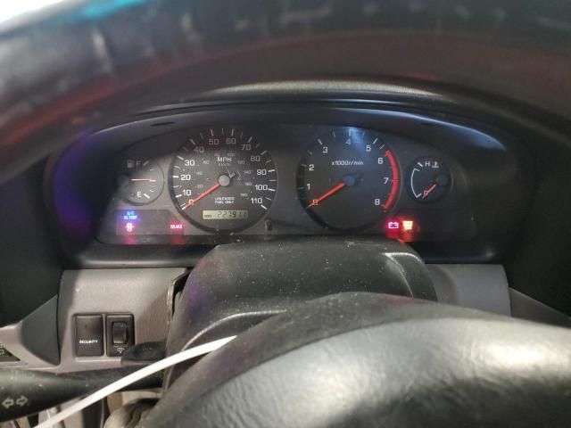 2000 Nissan Xterra XE