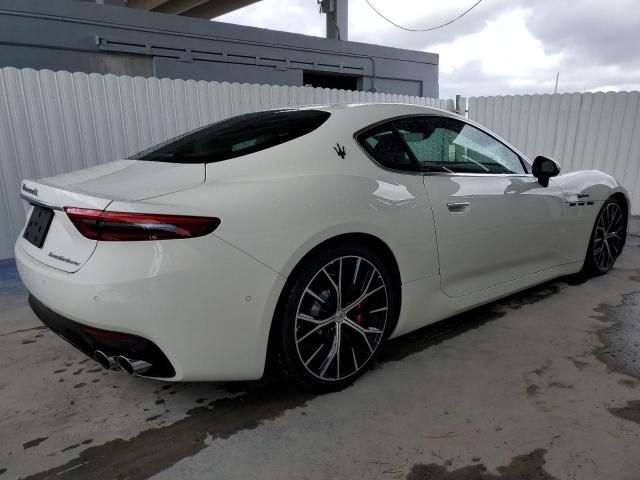 2024 Maserati Granturismo Modena