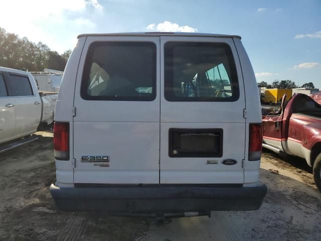 2013 Ford Econoline E350 Super Duty Wagon