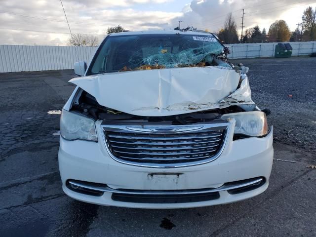 2012 Chrysler Town & Country Touring