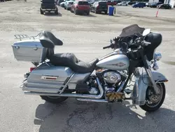 Salvage motorcycles for sale at Harleyville, SC auction: 2011 Harley-Davidson Flhtc