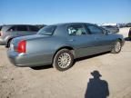 2004 Lincoln Town Car Executive