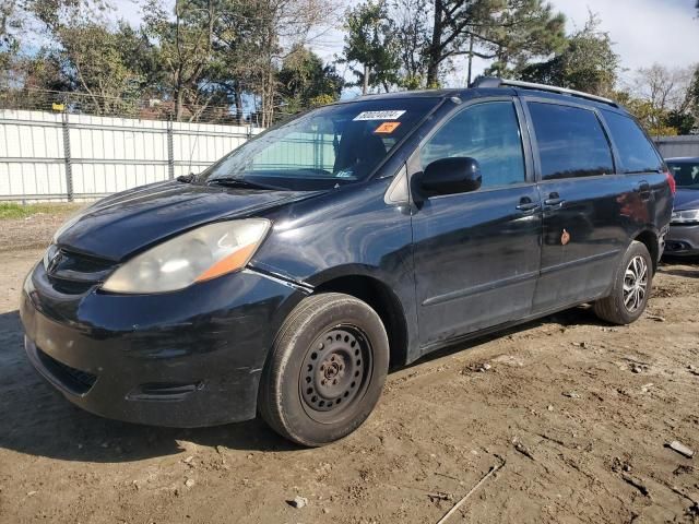 2008 Toyota Sienna CE