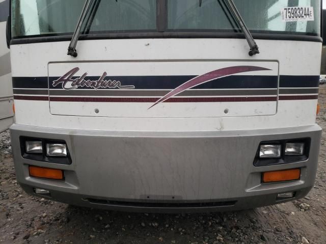 1999 Winnebago 1999 Freightliner Chassis X Line Motor Home