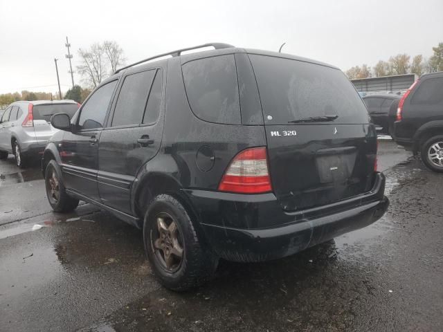 2001 Mercedes-Benz ML 320