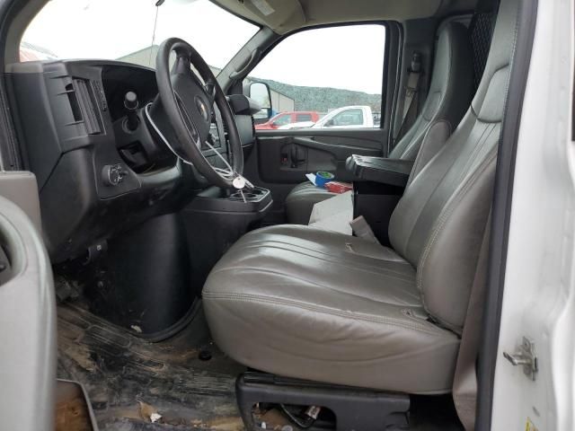 2015 Chevrolet Express G2500