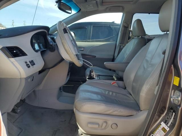 2011 Toyota Sienna XLE