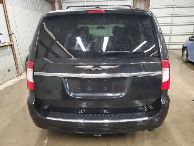 2012 Chrysler Town & Country Touring