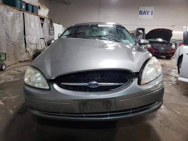 2003 Ford Taurus SE