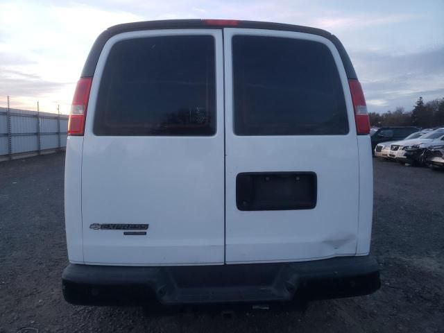 2016 Chevrolet Express G2500