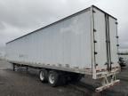 2002 Strick Trailers Trailer