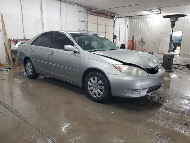 2005 Toyota Camry LE